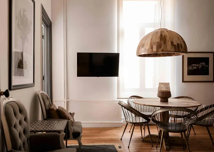 Art Pantheon - Suites & Apartments